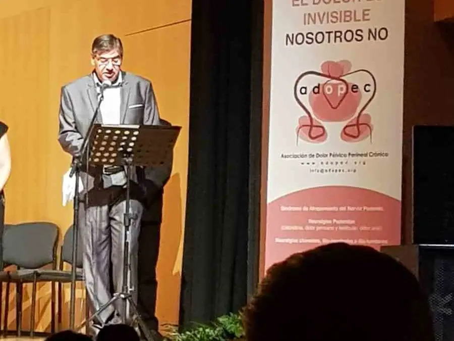 Presentación de Adopec en la Gala a beneficio de la Asociación